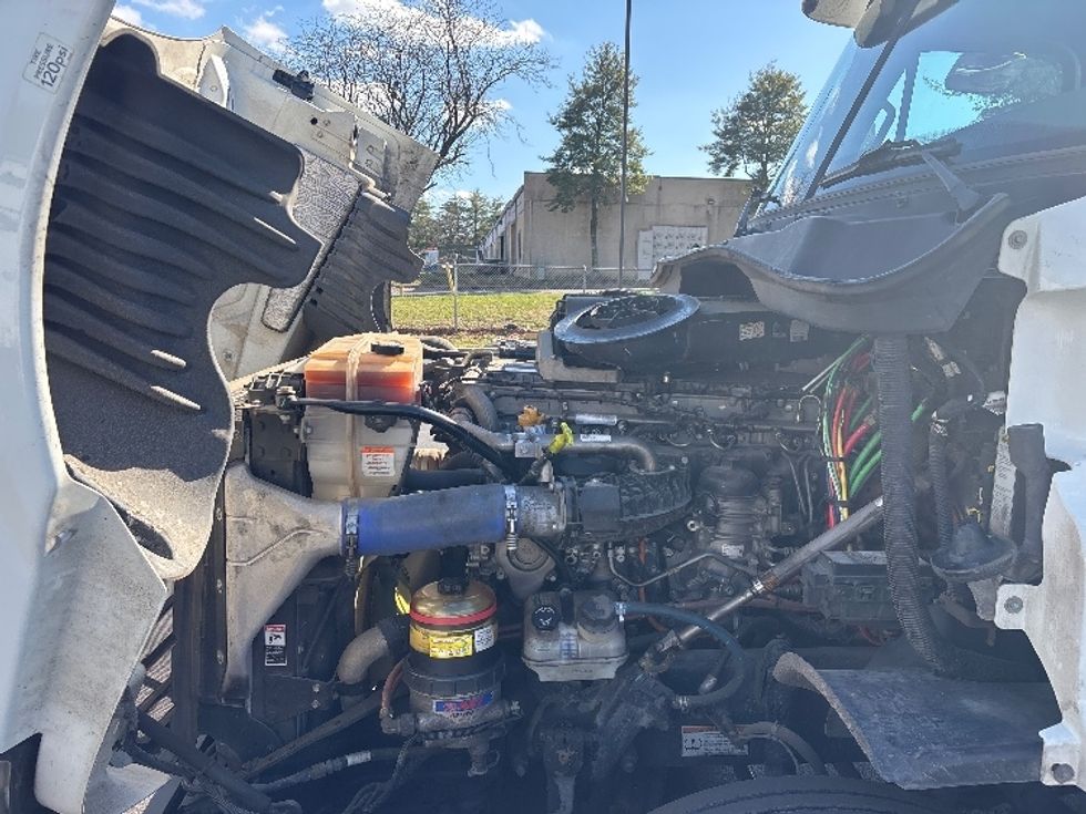 Day Cab Tractor-Heavy Duty Tractors-Freightliner-2020-Cascadia 12564ST-Capitol Heights-MD-125,730\n\t\tmiles-$ 58,000 - Image 16
