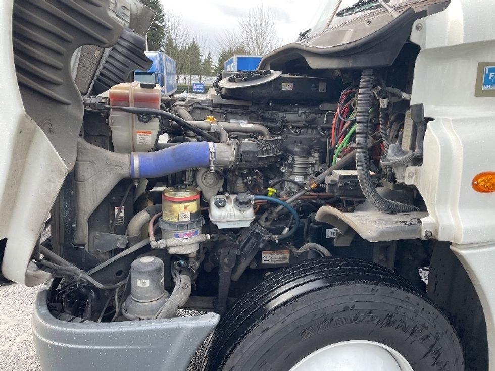 Day Cab Tractor-Heavy Duty Tractors-Freightliner-2020-Cascadia 12564ST-Clackamas-OR-177,098\n\t\tmiles-$ 55,500 - Image 15