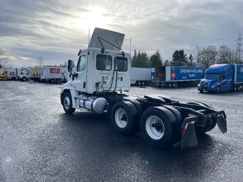 Day Cab Tractor-Heavy Duty Tractors-Freightliner-2020-Cascadia 12564ST-Clackamas-OR-177,098\n\t\tmiles-$ 55,500 - Image 5