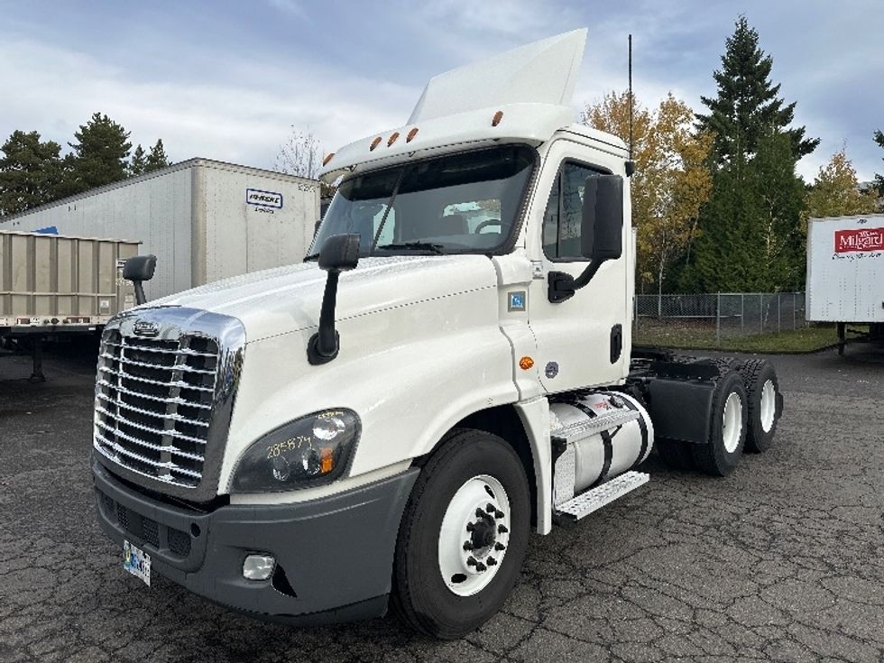 Day Cab Tractor-Heavy Duty Tractors-Freightliner-2020-Cascadia 12564ST-Clackamas-OR-469,866\n\t\tmiles-$ 37,000 - Image 3