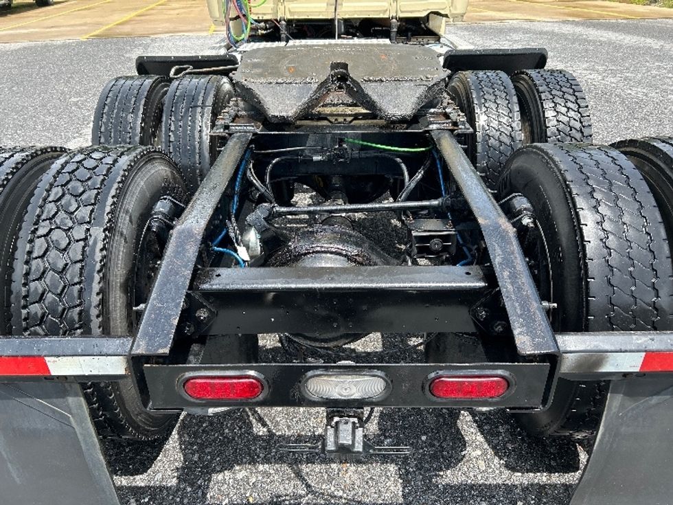 Day Cab Tractor-Heavy Duty Tractors-Freightliner-2020-Cascadia 12564ST-Cleveland-TN-413,084\n\t\tmiles-$ 40,500 - Image 6