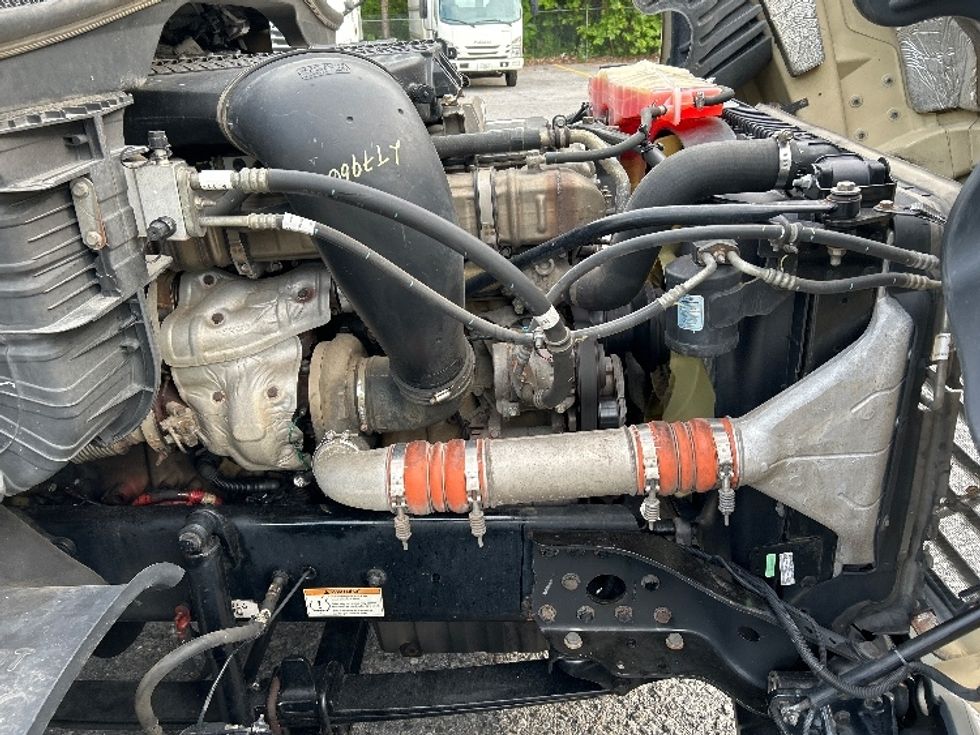 Day Cab Tractor-Heavy Duty Tractors-Freightliner-2020-Cascadia 12564ST-Cleveland-TN-418,662\n\t\tmiles-$ 40,000 - Image 15