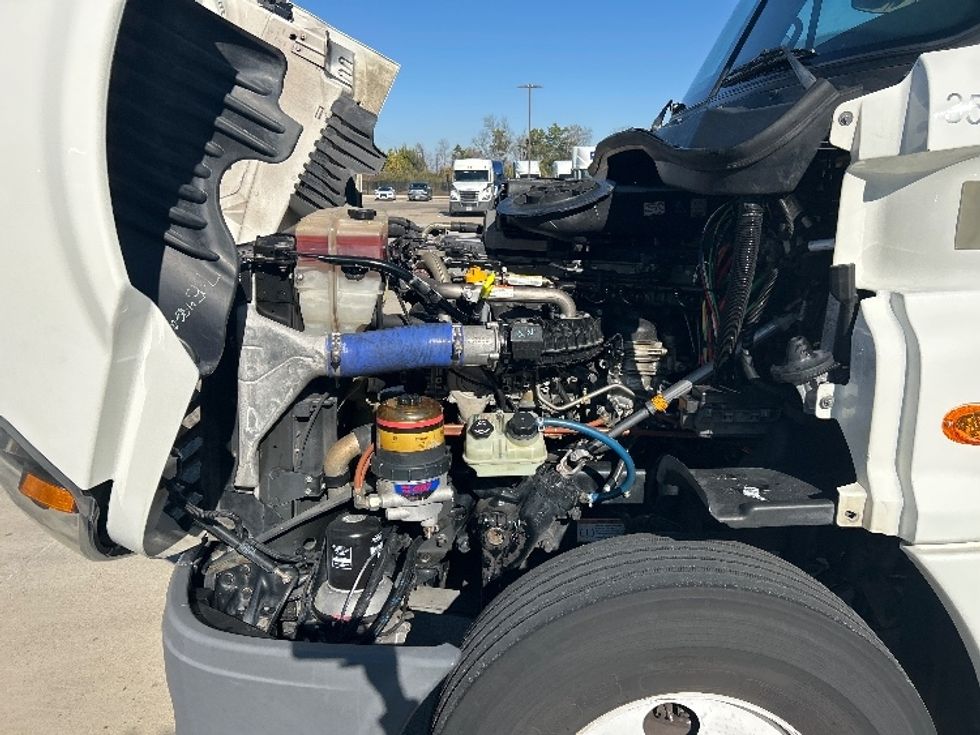 Day Cab Tractor-Heavy Duty Tractors-Freightliner-2020-Cascadia 12564ST-Dallas-TX-330,123\n\t\tmiles-$ 48,000 - Image 16