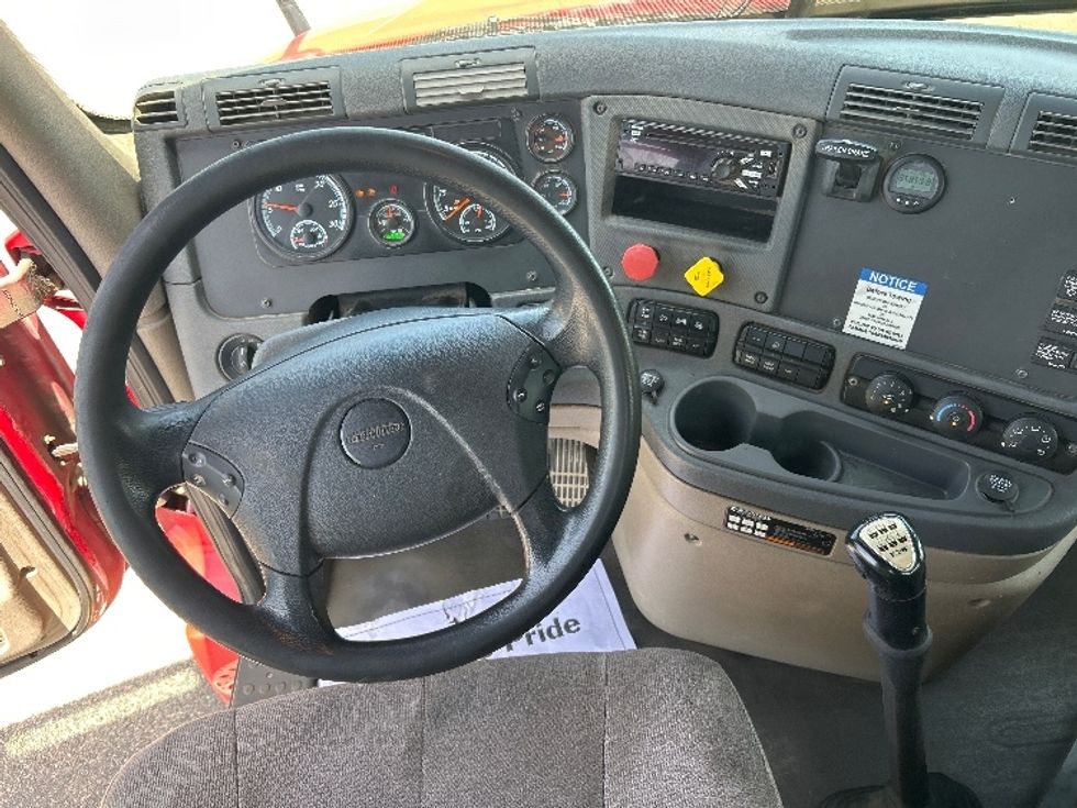 Day Cab Tractor-Heavy Duty Tractors-Freightliner-2020-Cascadia 12564ST-Dallas-TX-417,093\n\t\tmiles-$ 46,750 - Image 11