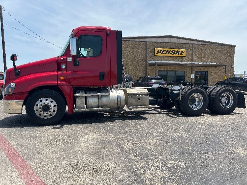 Day Cab Tractor-Heavy Duty Tractors-Freightliner-2020-Cascadia 12564ST-Dallas-TX-417,093\n\t\tmiles-$ 46,750 - Image 4