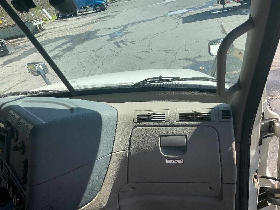 Day Cab Tractor-Heavy Duty Tractors-Freightliner-2020-Cascadia 12564ST-Dalton-GA-257,868\n\t\tmiles-$ 49,500 - Image 13