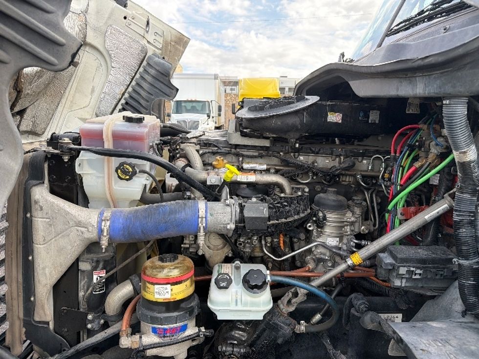 Day Cab Tractor-Heavy Duty Tractors-Freightliner-2020-Cascadia 12564ST-El Paso-TX-393,122\n\t\tmiles-$ 45,250 - Image 16