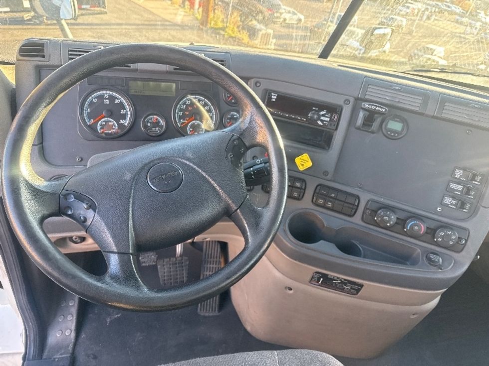 Day Cab Tractor-Heavy Duty Tractors-Freightliner-2020-Cascadia 12564ST-El Paso-TX-64,141\n\t\tmiles-$ 68,500 - Image 11