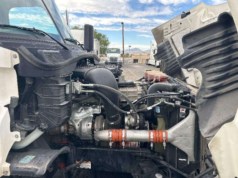 Day Cab Tractor-Heavy Duty Tractors-Freightliner-2020-Cascadia 12564ST-El Paso-TX-76,633\n\t\tmiles-$ 67,750 - Image 15