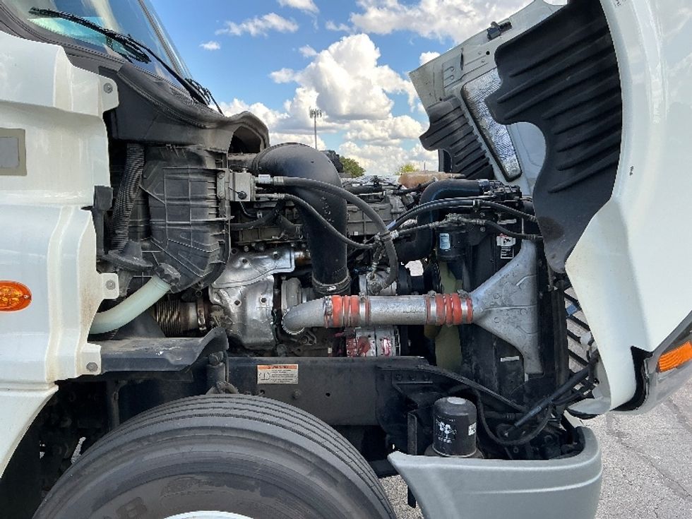 Day Cab Tractor-Heavy Duty Tractors-Freightliner-2020-Cascadia 12564ST-Elkhart-IN-95,798\n\t\tmiles-$ 61,500 - Image 15