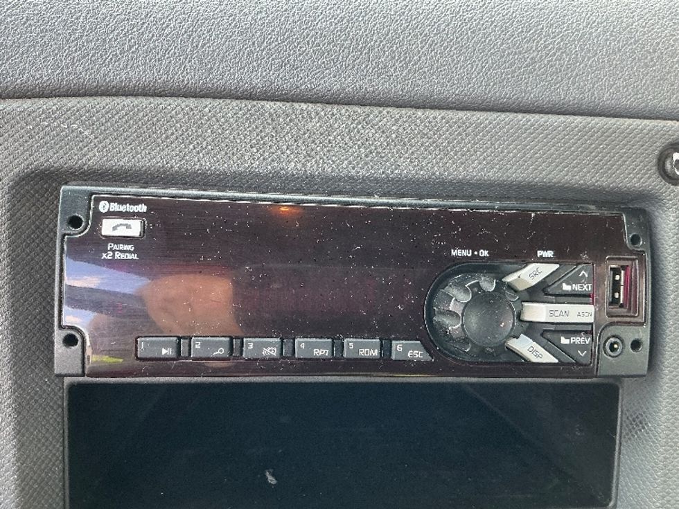 Day Cab Tractor-Heavy Duty Tractors-Freightliner-2020-Cascadia 12564ST-Elkhart-IN-95,798\n\t\tmiles-$ 61,500 - Image 17