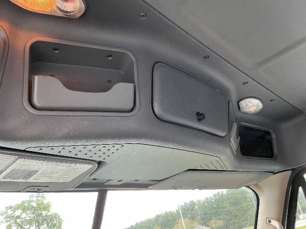 Day Cab Tractor-Heavy Duty Tractors-Freightliner-2020-Cascadia 12564ST-Elkhart-IN-95,798\n\t\tmiles-$ 61,500 - Image 18