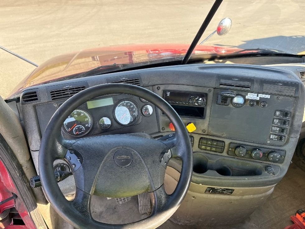 Day Cab Tractor-Heavy Duty Tractors-Freightliner-2020-Cascadia 12564ST-Elmira-NY-429,852\n\t\tmiles-$ 49,500 - Image 10