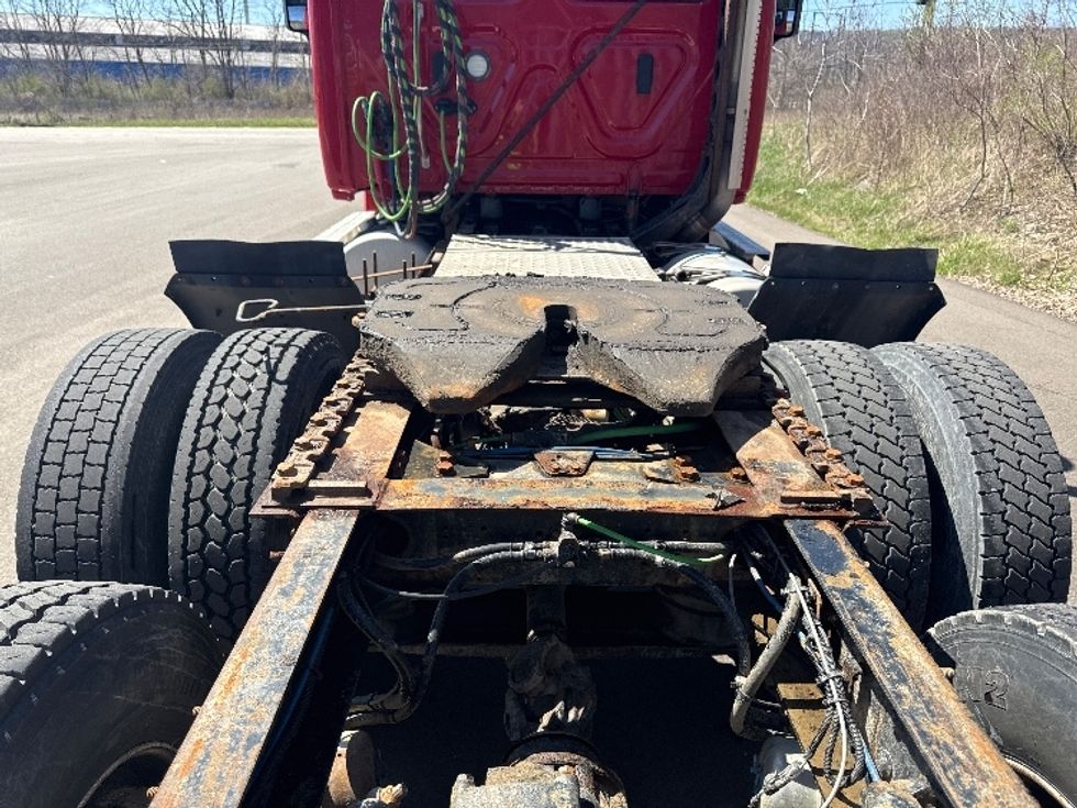 Day Cab Tractor-Heavy Duty Tractors-Freightliner-2020-Cascadia 12564ST-Elmira-NY-444,061\n\t\tmiles-$ 48,500 - Image 6