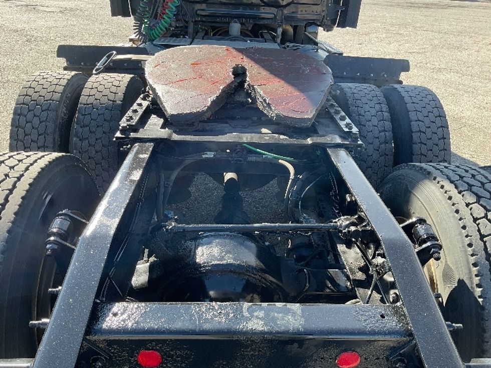 Day Cab Tractor-Heavy Duty Tractors-Freightliner-2020-Cascadia 12564ST-Flint-MI-245,787\n\t\tmiles-$ 43,500 - Image 6