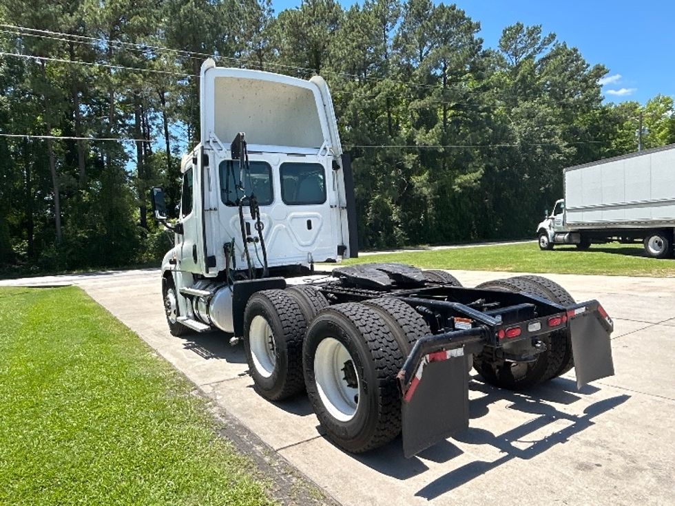 Day Cab Tractor-Heavy Duty Tractors-Freightliner-2020-Cascadia 12564ST-Florence-SC-472,774\n\t\tmiles-$ 38,250 - Image 5