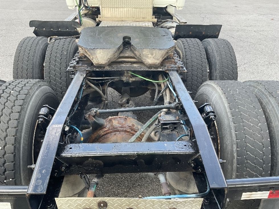 Day Cab Tractor-Heavy Duty Tractors-Freightliner-2020-Cascadia 12564ST-Fort Wayne-IN-572,349\n\t\tmiles-$ 30,500 - Image 6