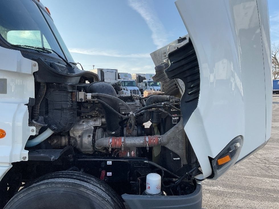 Day Cab Tractor-Heavy Duty Tractors-Freightliner-2020-Cascadia 12564ST-Fort Wayne-IN-670,574\n\t\tmiles-$ 29,750 - Image 15