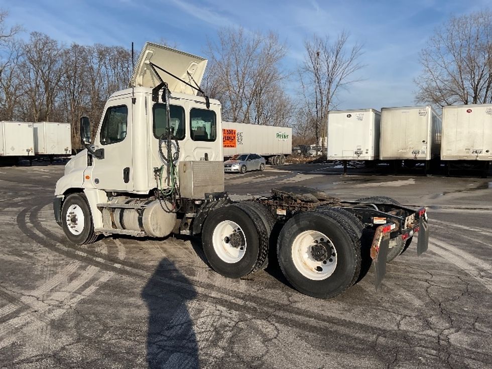 Day Cab Tractor-Heavy Duty Tractors-Freightliner-2020-Cascadia 12564ST-Fort Wayne-IN-670,574\n\t\tmiles-$ 29,750 - Image 5
