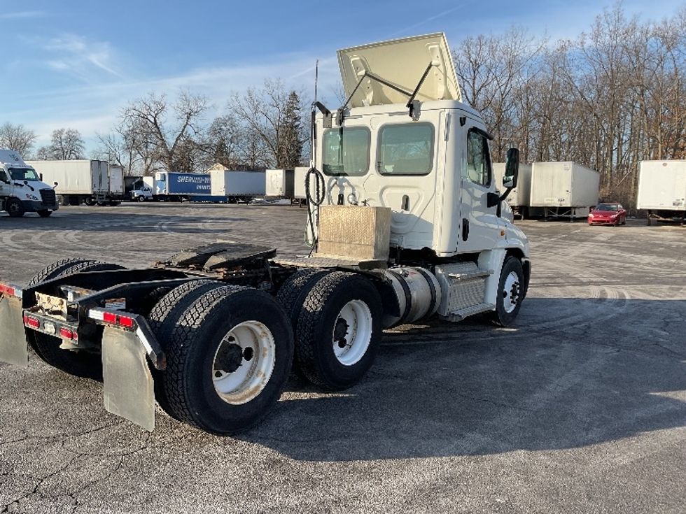 Day Cab Tractor-Heavy Duty Tractors-Freightliner-2020-Cascadia 12564ST-Fort Wayne-IN-670,574\n\t\tmiles-$ 29,750 - Image 7