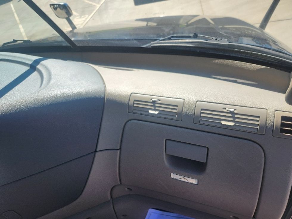 Day Cab Tractor-Heavy Duty Tractors-Freightliner-2020-Cascadia 12564ST-Goshen-IN-125,270\n\t\tmiles-$ 55,750 - Image 13