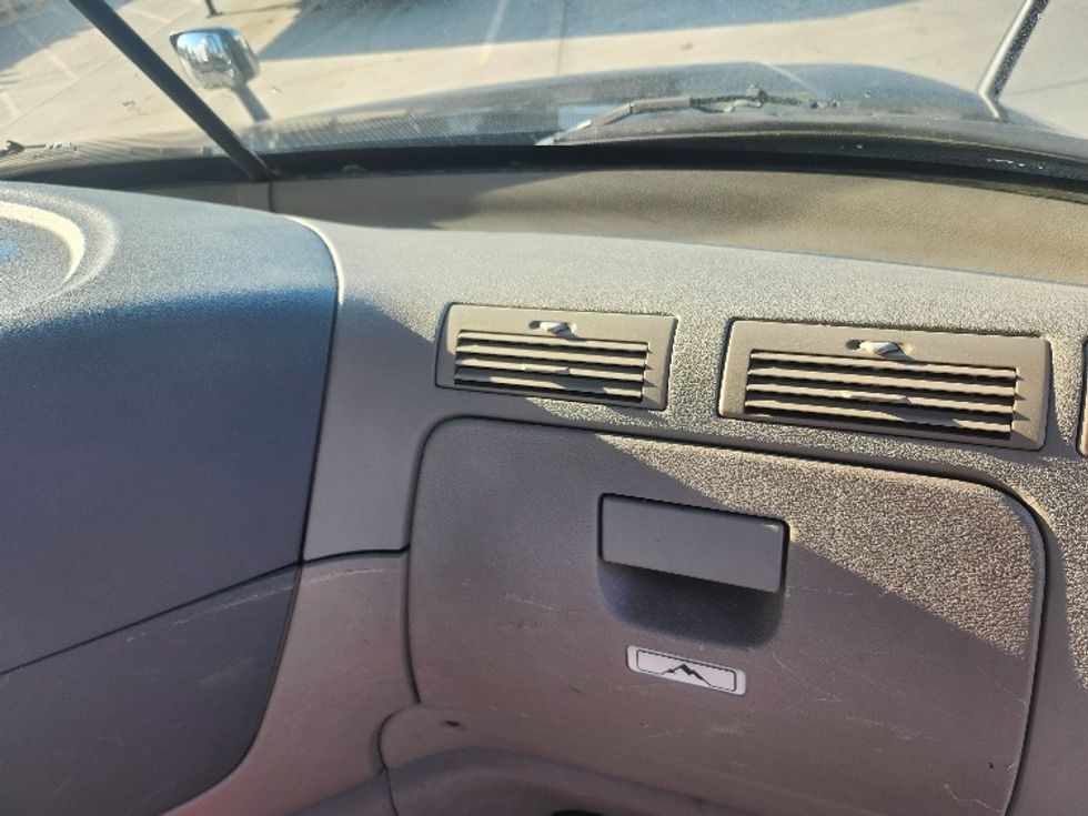 Day Cab Tractor-Heavy Duty Tractors-Freightliner-2020-Cascadia 12564ST-Goshen-IN-150,082\n\t\tmiles-$ 54,500 - Image 13