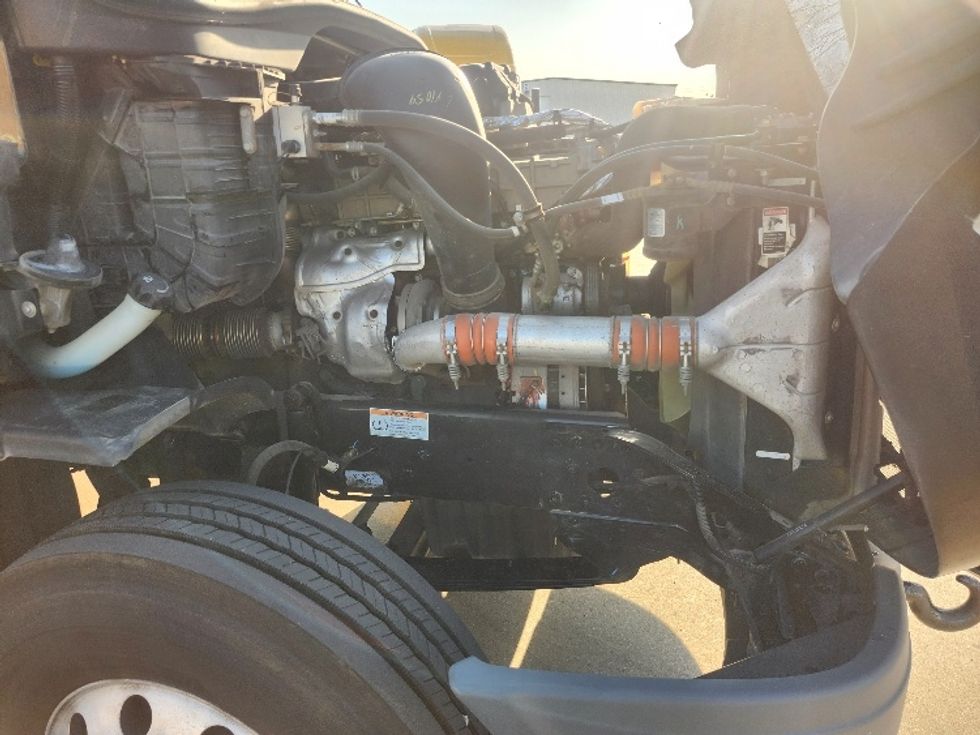 Day Cab Tractor-Heavy Duty Tractors-Freightliner-2020-Cascadia 12564ST-Goshen-IN-150,082\n\t\tmiles-$ 54,500 - Image 15