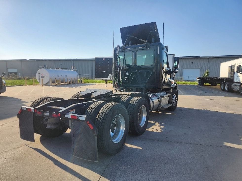 Day Cab Tractor-Heavy Duty Tractors-Freightliner-2020-Cascadia 12564ST-Goshen-IN-150,082\n\t\tmiles-$ 54,500 - Image 7