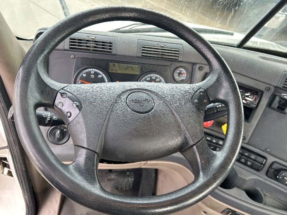 Day Cab Tractor-Heavy Duty Tractors-Freightliner-2020-Cascadia 12564ST-Goshen-IN-235,780\n\t\tmiles-$ 52,000 - Image 11