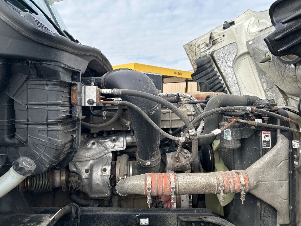 Day Cab Tractor-Heavy Duty Tractors-Freightliner-2020-Cascadia 12564ST-Goshen-IN-235,780\n\t\tmiles-$ 52,000 - Image 15