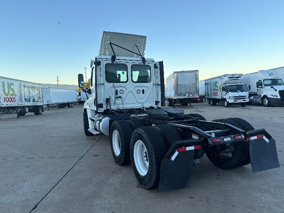 Day Cab Tractor-Heavy Duty Tractors-Freightliner-2020-Cascadia 12564ST-Grand Prairie-TX-240,092\n\t\tmiles-$ 58,500 - Image 5