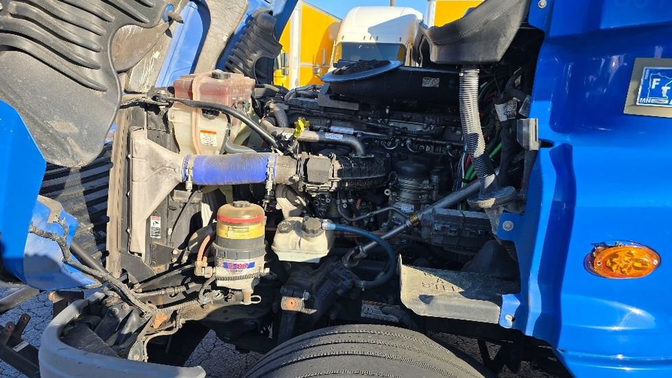 Day Cab Tractor-Heavy Duty Tractors-Freightliner-2020-Cascadia 12564ST-Greensboro-NC-503,451\n\t\tmiles-$ 42,250 - Image 16