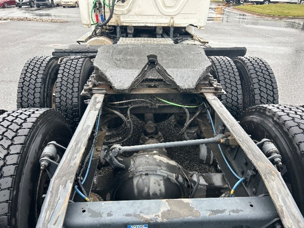 Day Cab Tractor-Heavy Duty Tractors-Freightliner-2020-Cascadia 12564ST-Greensboro-NC-508,979\n\t\tmiles-$ 37,500 - Image 6