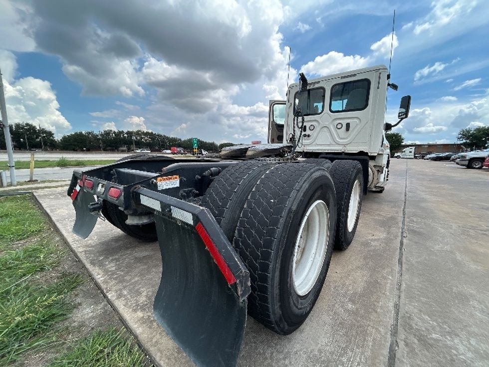Day Cab Tractor-Heavy Duty Tractors-Freightliner-2020-Cascadia 12564ST-Houston-TX-207,219\n\t\tmiles-$ 55,250 - Image 7
