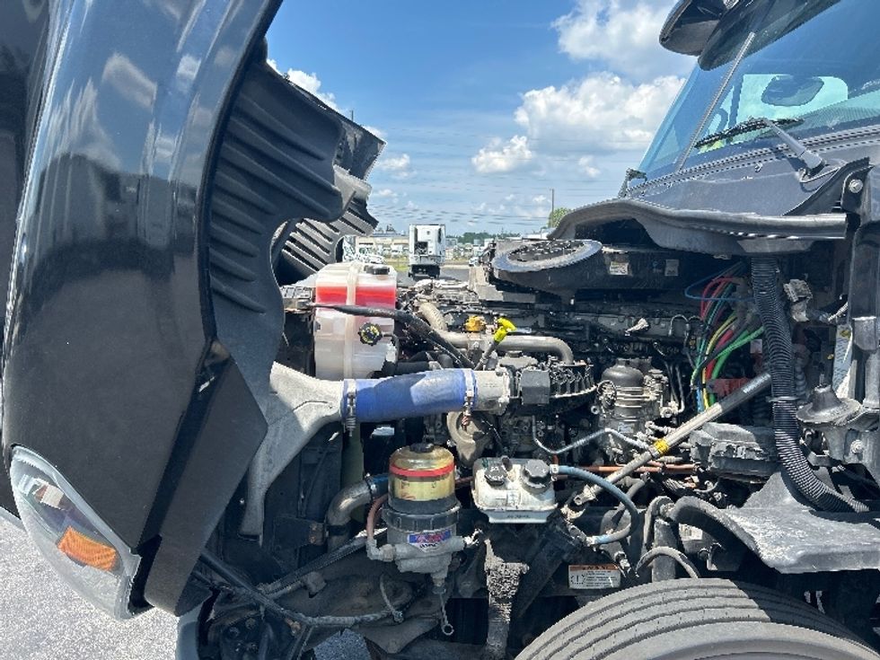 Day Cab Tractor-Heavy Duty Tractors-Freightliner-2020-Cascadia 12564ST-Indianapolis-IN-350,559\n\t\tmiles-$ 49,250 - Image 16