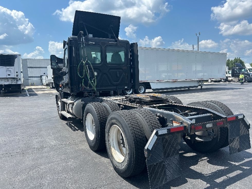 Day Cab Tractor-Heavy Duty Tractors-Freightliner-2020-Cascadia 12564ST-Indianapolis-IN-350,559\n\t\tmiles-$ 49,250 - Image 17