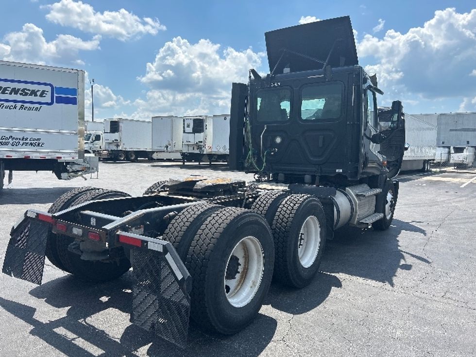 Day Cab Tractor-Heavy Duty Tractors-Freightliner-2020-Cascadia 12564ST-Indianapolis-IN-350,559\n\t\tmiles-$ 49,250 - Image 18