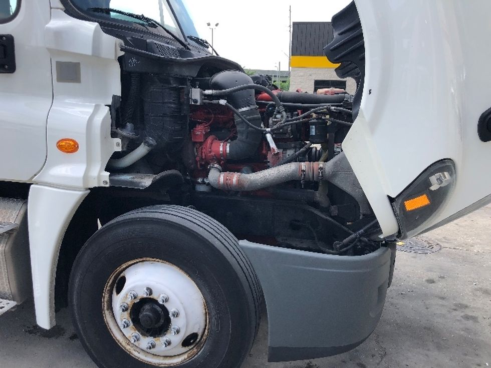 Day Cab Tractor-Heavy Duty Tractors-Freightliner-2020-Cascadia 12564ST-Indianapolis-IN-372,000\n\t\tmiles-$ 41,500 - Image 15