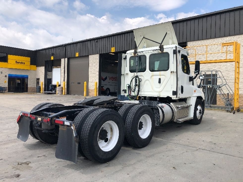 Day Cab Tractor-Heavy Duty Tractors-Freightliner-2020-Cascadia 12564ST-Indianapolis-IN-372,000\n\t\tmiles-$ 49,250 - Image 7
