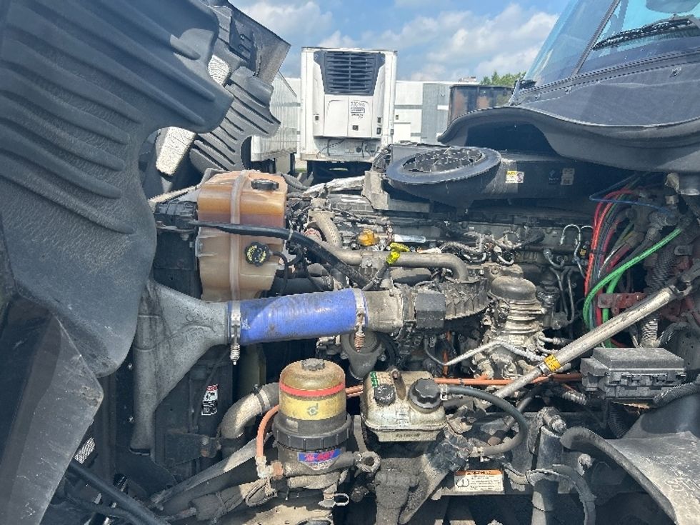 Day Cab Tractor-Heavy Duty Tractors-Freightliner-2020-Cascadia 12564ST-Indianapolis-IN-409,610\n\t\tmiles-$ 46,000 - Image 16