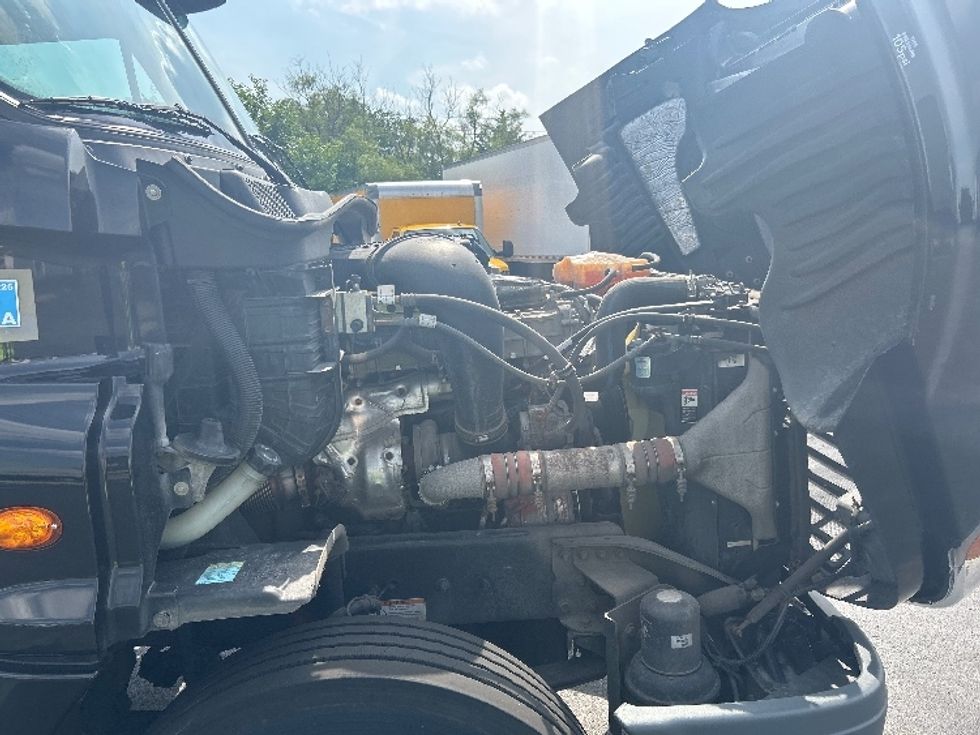 Day Cab Tractor-Heavy Duty Tractors-Freightliner-2020-Cascadia 12564ST-Indianapolis-IN-411,406\n\t\tmiles-$ 41,250 - Image 15