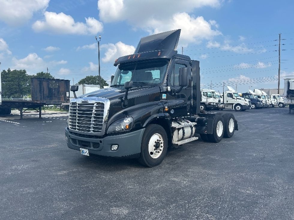 Day Cab Tractor-Heavy Duty Tractors-Freightliner-2020-Cascadia 12564ST-Indianapolis-IN-411,406\n\t\tmiles-$ 41,250 - Image 3