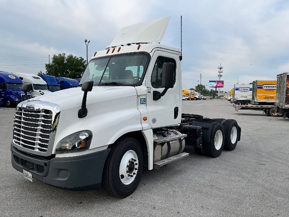 Day Cab Tractor-Heavy Duty Tractors-Freightliner-2020-Cascadia 12564ST-Indianapolis-IN-428,011\n\t\tmiles-$ 40,500 - Image 3