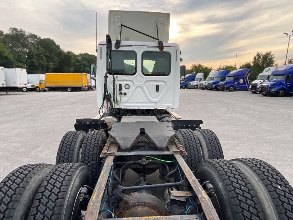 Day Cab Tractor-Heavy Duty Tractors-Freightliner-2020-Cascadia 12564ST-Indianapolis-IN-428,011\n\t\tmiles-$ 40,500 - Image 6