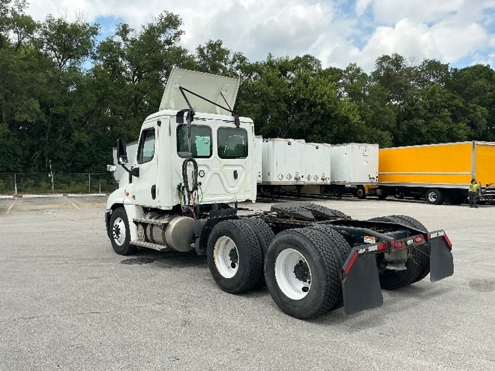 Day Cab Tractor-Heavy Duty Tractors-Freightliner-2020-Cascadia 12564ST-Indianapolis-IN-473,491\n\t\tmiles-$ 36,750 - Image 5