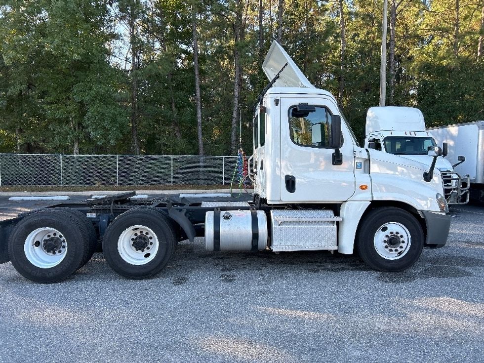 Day Cab Tractor-Heavy Duty Tractors-Freightliner-2020-Cascadia 12564ST-Jacksonville-FL-228,454\n\t\tmiles-$ 52,000 - Image 7