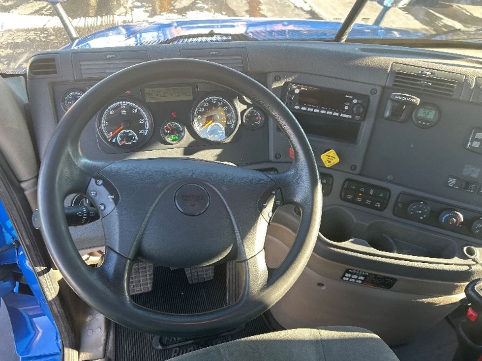 Day Cab Tractor-Heavy Duty Tractors-Freightliner-2020-Cascadia 12564ST-Jessup-PA-416,045\n\t\tmiles-$ 52,500 - Image 11