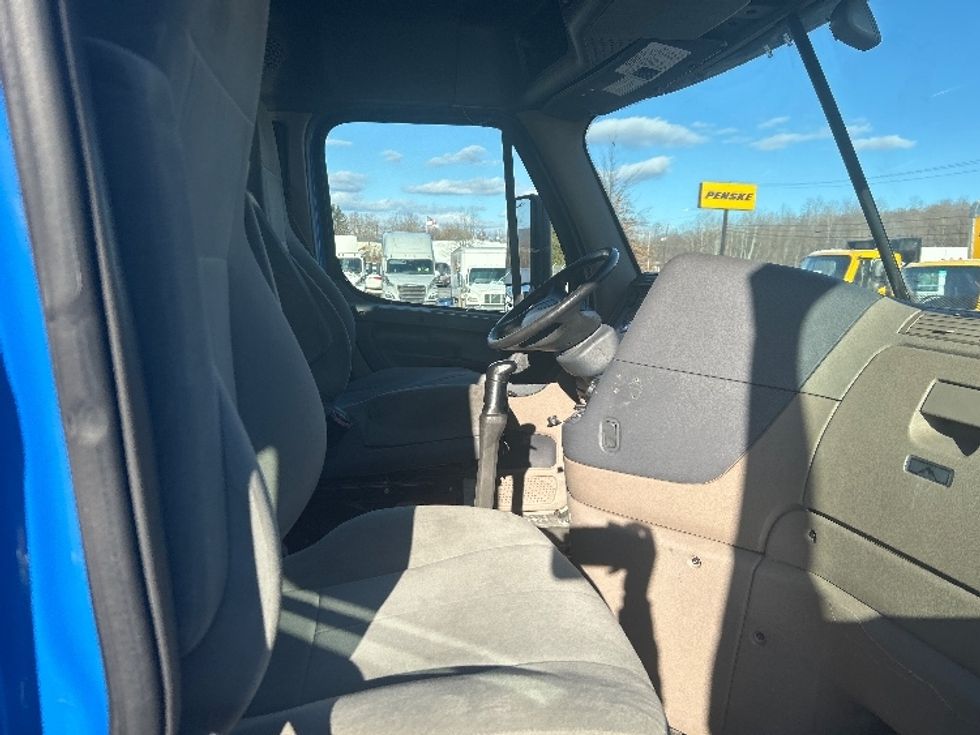 Day Cab Tractor-Heavy Duty Tractors-Freightliner-2020-Cascadia 12564ST-Jessup-PA-416,045\n\t\tmiles-$ 52,500 - Image 14