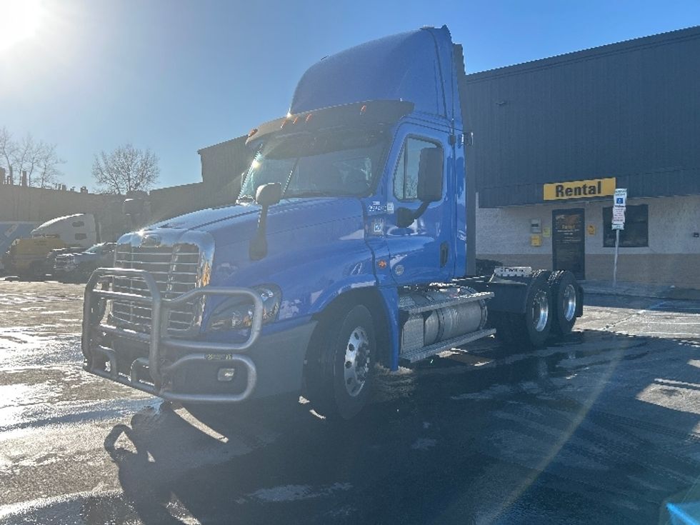 Day Cab Tractor-Heavy Duty Tractors-Freightliner-2020-Cascadia 12564ST-Jessup-PA-416,045\n\t\tmiles-$ 52,500 - Image 3