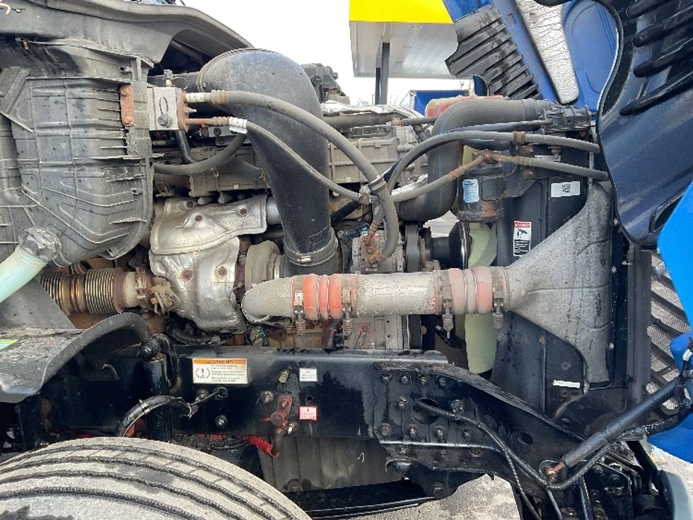 2020 Freightliner Cascadia 125" Sleeper Cab photo 15